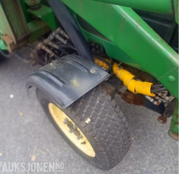 2000 John Deere JD4400 Frontlaster Skuffe Vikplog - טרקטור חקלאי: תמונה 5 2000 John Deere JD4400 Frontlaster Skuffe Vikplog - טרקטור חקלאי: תמונה 5