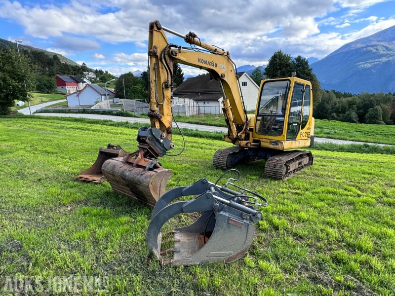 2000 Komatsu PC75 Gravemaskin - S50 feste - Pusskuffe med tiltfunksjon - Graveskuffe - Graveskuffe med klype - מחפר: תמונה 1 2000 Komatsu PC75 Gravemaskin - S50 feste - Pusskuffe med tiltfunksjon - Graveskuffe - Graveskuffe med klype - מחפר: תמונה 1