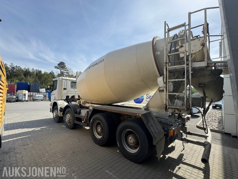 2000 Scania P-serie Betongbil P114CB 8X4 - משאית מערבלת בטון: תמונה 5 2000 Scania P-serie Betongbil P114CB 8X4 - משאית מערבלת בטון: תמונה 5