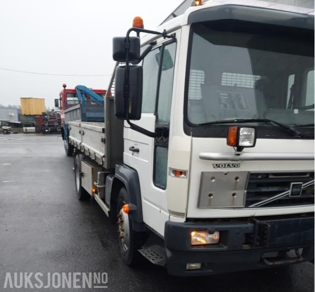 2002 Volvo FL 4x2 Tippbil Retarder, Hydraulikk, Brøyteplate - מזהיר: תמונה 4 2002 Volvo FL 4x2 Tippbil Retarder, Hydraulikk, Brøyteplate - מזהיר: תמונה 4