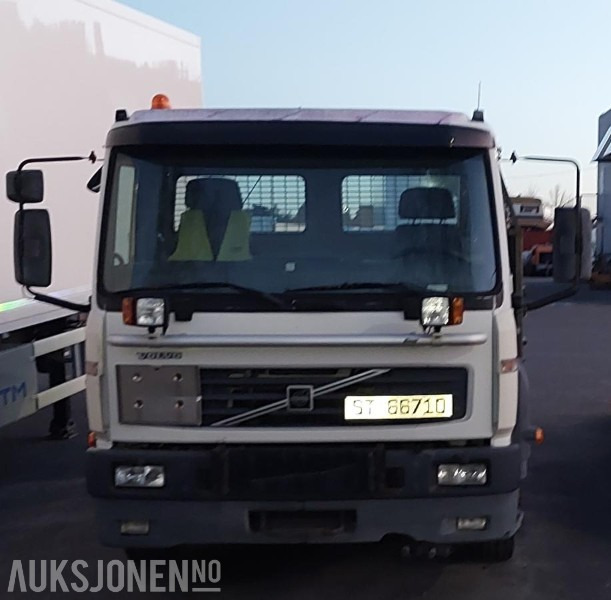 2002 Volvo FL 4x2 Tippbil Retarder, Hydraulikk, Brøyteplate - מזהיר: תמונה 2 2002 Volvo FL 4x2 Tippbil Retarder, Hydraulikk, Brøyteplate - מזהיר: תמונה 2