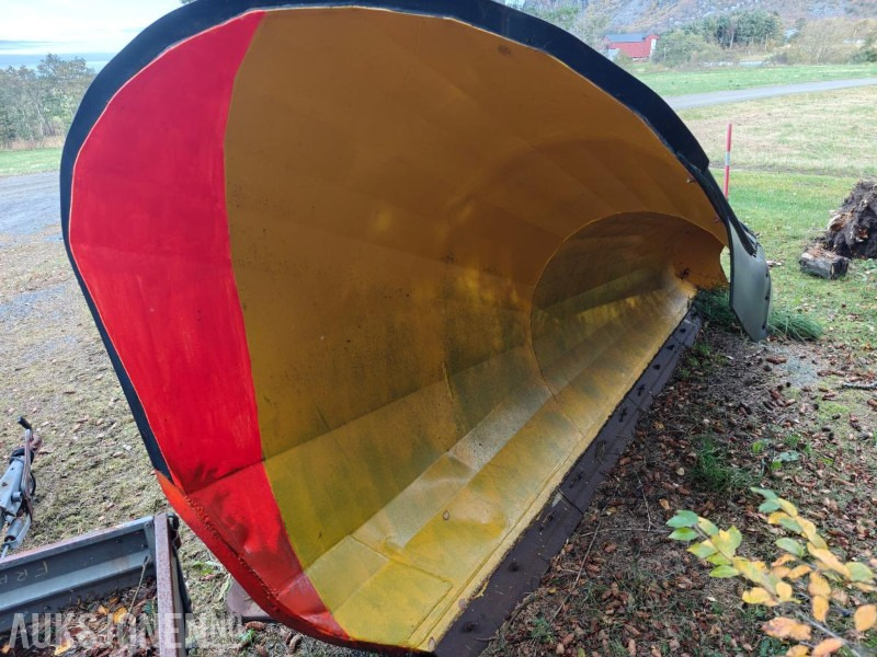 2004 Tellefsdal diagonalplog / snøplog - P HD - Bredde 3600 mm - Parallelllogram - משאית: תמונה 3 2004 Tellefsdal diagonalplog / snøplog - P HD - Bredde 3600 mm - Parallelllogram - משאית: תמונה 3