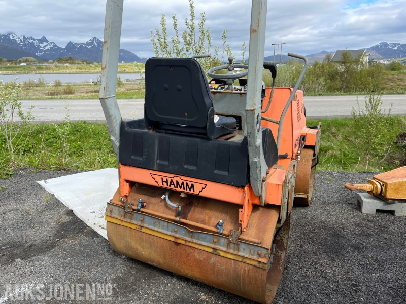 2005 Hamm HD12 Tandemvals - רולר: תמונה 4 2005 Hamm HD12 Tandemvals - רולר: תמונה 4