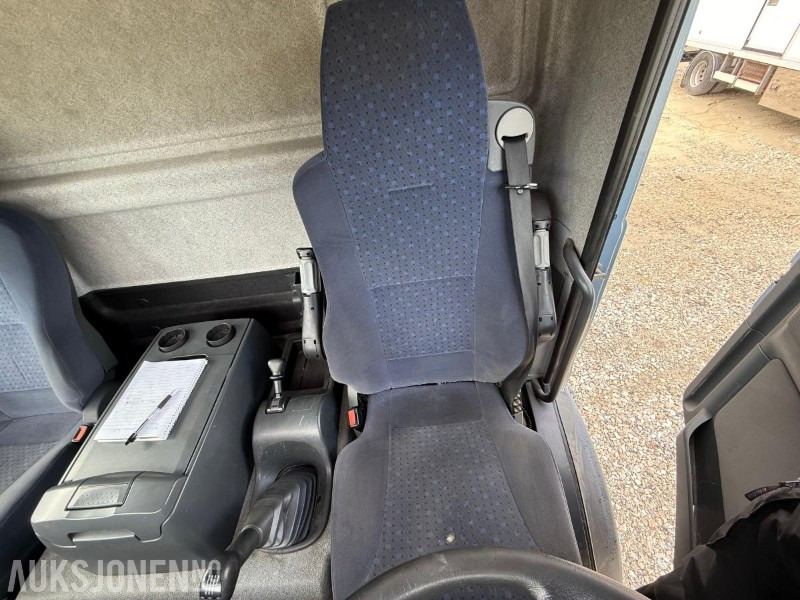 משאית תיבה 2005 MAN TGL 8.180 skapbil med løftelem: תמונה 10