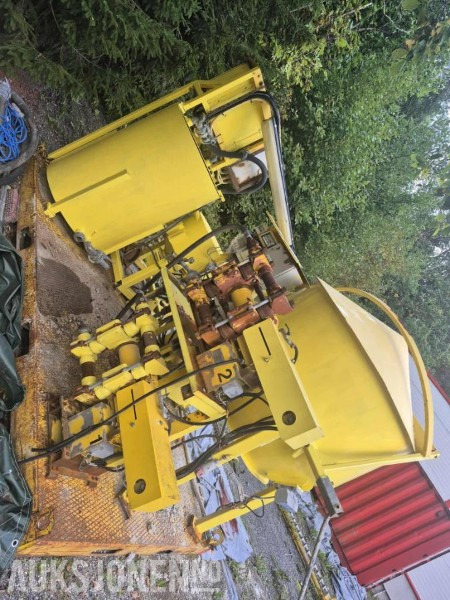 2006 Atlas Copco Injeksjons platform - ציוד בנייה: תמונה 1 2006 Atlas Copco Injeksjons platform - ציוד בנייה: תמונה 1