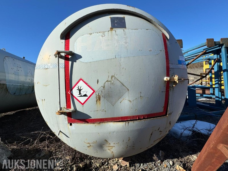 2006 Dieseltank 20m3 med pumpe - ציוד בנייה: תמונה 2 2006 Dieseltank 20m3 med pumpe - ציוד בנייה: תמונה 2