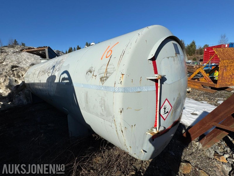 2006 Dieseltank 20m3 med pumpe - ציוד בנייה: תמונה 3 2006 Dieseltank 20m3 med pumpe - ציוד בנייה: תמונה 3