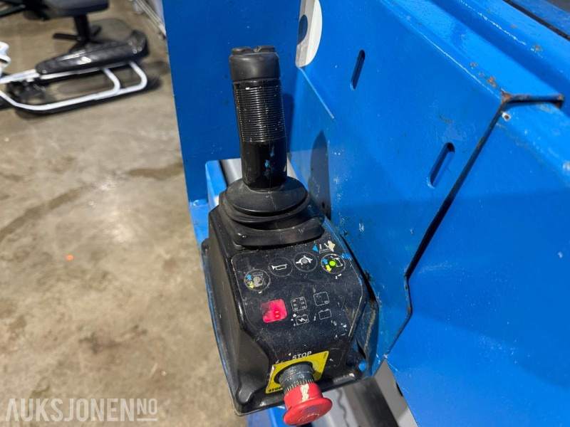 פלטפורמה אווירית 2006 Genie GS2632 sakselift / 10 meter: תמונה 20 פלטפורמה אווירית 2006 Genie GS2632 sakselift / 10 meter: תמונה 20