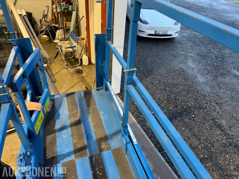 פלטפורמה אווירית 2006 Genie GS2632 sakselift / 10 meter: תמונה 17 פלטפורמה אווירית 2006 Genie GS2632 sakselift / 10 meter: תמונה 17