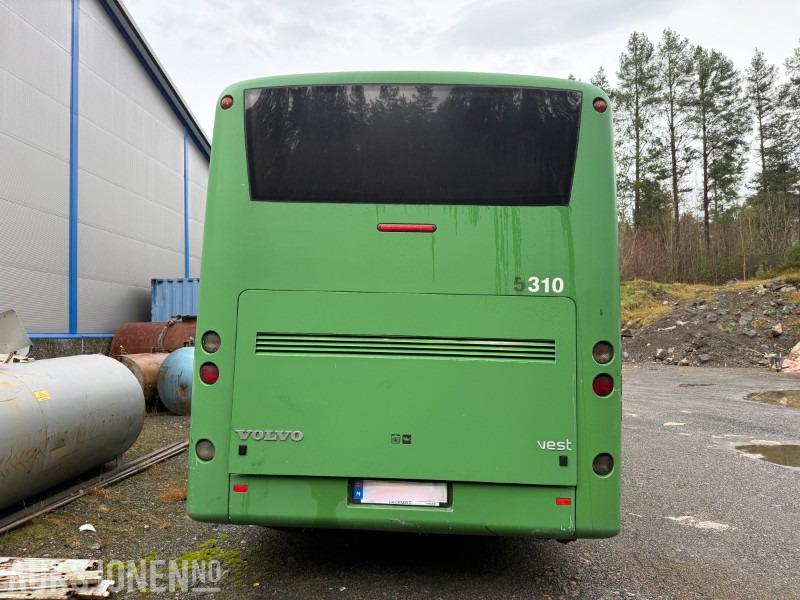 2006 Volvo B12B 4X2 - Campingbuss - Festivalbuss - Handicapheis - Solcelleanlegg - אוטובוס: תמונה 3 2006 Volvo B12B 4X2 - Campingbuss - Festivalbuss - Handicapheis - Solcelleanlegg - אוטובוס: תמונה 3