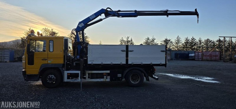 2006 Volvo FL250 Kranbil med tipp - 4X2 - Automat - HMF 683 K2 kran - Aluminiumskarmer - EU godkjent - Gått 206.755 km - משאית מנוף: תמונה 2 2006 Volvo FL250 Kranbil med tipp - 4X2 - Automat - HMF 683 K2 kran - Aluminiumskarmer - EU godkjent - Gått 206.755 km - משאית מנוף: תמונה 2