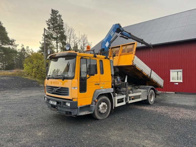 2006 Volvo FL6 H 4X2 Kranbil med tipp - HMF 683K2 Kran - משאית מנוף: תמונה 1 2006 Volvo FL6 H 4X2 Kranbil med tipp - HMF 683K2 Kran - משאית מנוף: תמונה 1