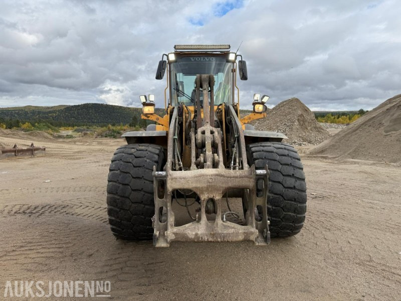 2006 Volvo L120E - Sentralsmøring - 14887 timer - מעמיס גלגלים: תמונה 2 2006 Volvo L120E - Sentralsmøring - 14887 timer - מעמיס גלגלים: תמונה 2
