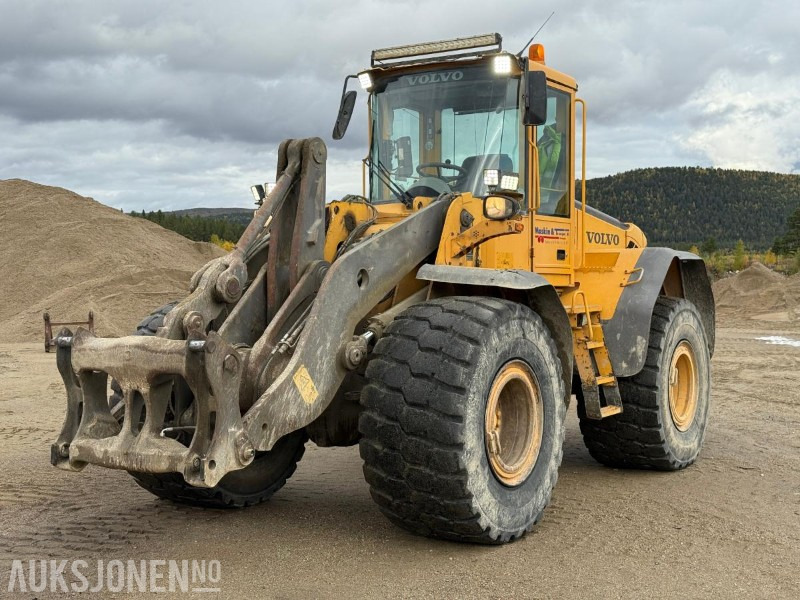 2006 Volvo L120E - Sentralsmøring - 14887 timer - מעמיס גלגלים: תמונה 1 2006 Volvo L120E - Sentralsmøring - 14887 timer - מעמיס גלגלים: תמונה 1