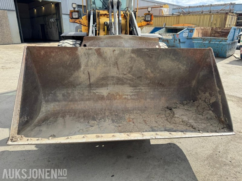 2006 Volvo L70E med skuffe - מעמיס גלגלים: תמונה 3 2006 Volvo L70E med skuffe - מעמיס גלגלים: תמונה 3