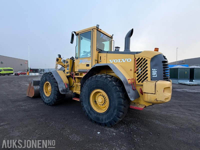 2006 Volvo L90E hjullaster - Sentralsmøring - Joystick - Tilleggshydraulikk - מעמיס גלגלים: תמונה 3 2006 Volvo L90E hjullaster - Sentralsmøring - Joystick - Tilleggshydraulikk - מעמיס גלגלים: תמונה 3