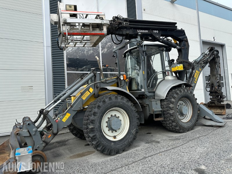 2007 8600E LÄNNEN SKINNE/VEI GRAVELASTER M/PERSONLIFT, RAMMESTYRT - JERNBANE MASKIN - מחפרון: תמונה 1 2007 8600E LÄNNEN SKINNE/VEI GRAVELASTER M/PERSONLIFT, RAMMESTYRT - JERNBANE MASKIN - מחפרון: תמונה 1