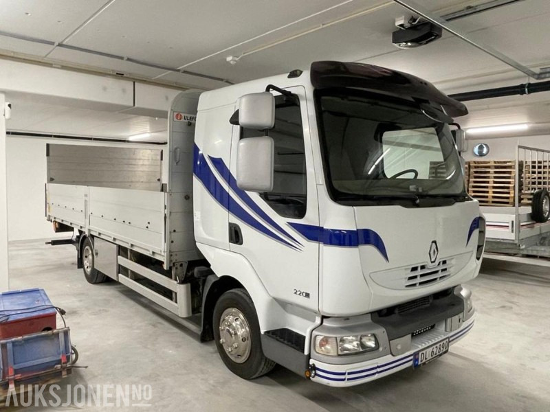 2007 RENAULT MIDLUM LASTEBIL - PLANBIL MED LIFT. KUN 95544 KM! - משאית צד נופל/ שטוחה: תמונה 3 2007 RENAULT MIDLUM LASTEBIL - PLANBIL MED LIFT. KUN 95544 KM! - משאית צד נופל/ שטוחה: תמונה 3