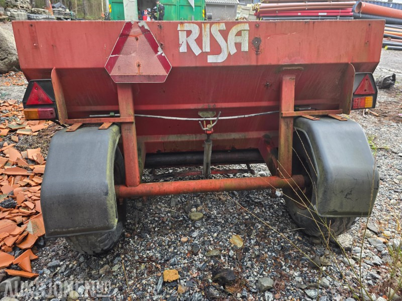 2007 Salo 2500 sand og saltspreder - מכונה חקלאית: תמונה 5 2007 Salo 2500 sand og saltspreder - מכונה חקלאית: תמונה 5