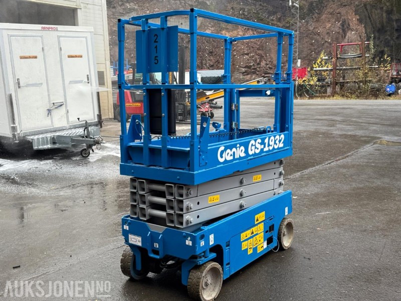 2008 Genie 1932 sakselift / 8 meter - פלטפורמה אווירית: תמונה 3 2008 Genie 1932 sakselift / 8 meter - פלטפורמה אווירית: תמונה 3