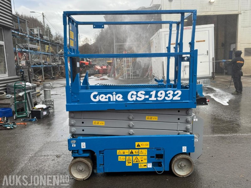 2008 Genie 1932 sakselift / 8 meter - פלטפורמה אווירית: תמונה 4 2008 Genie 1932 sakselift / 8 meter - פלטפורמה אווירית: תמונה 4