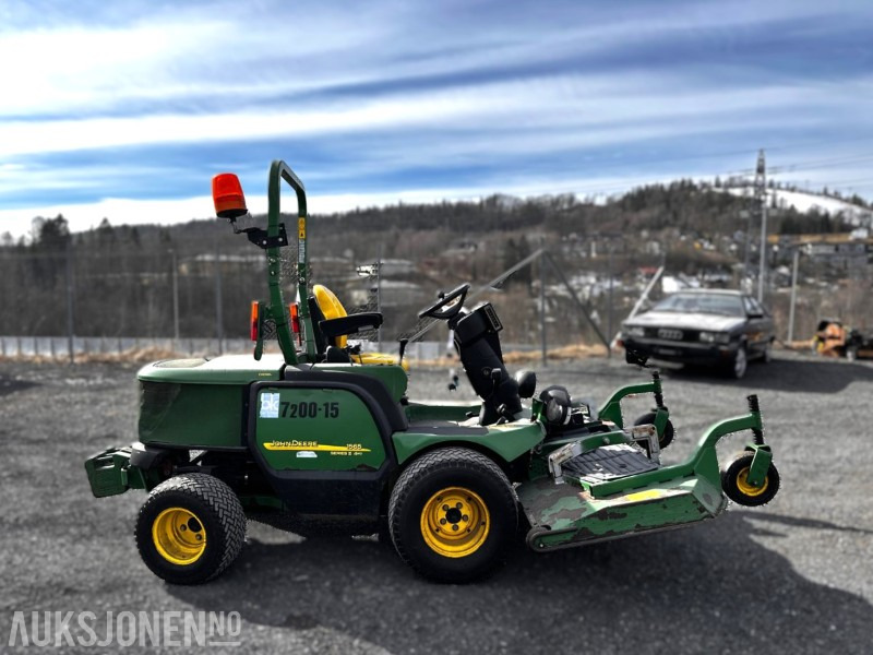 2008 John Deere 1565 Series II frontmontert gressklipper - טרקטור חקלאי: תמונה 2 2008 John Deere 1565 Series II frontmontert gressklipper - טרקטור חקלאי: תמונה 2