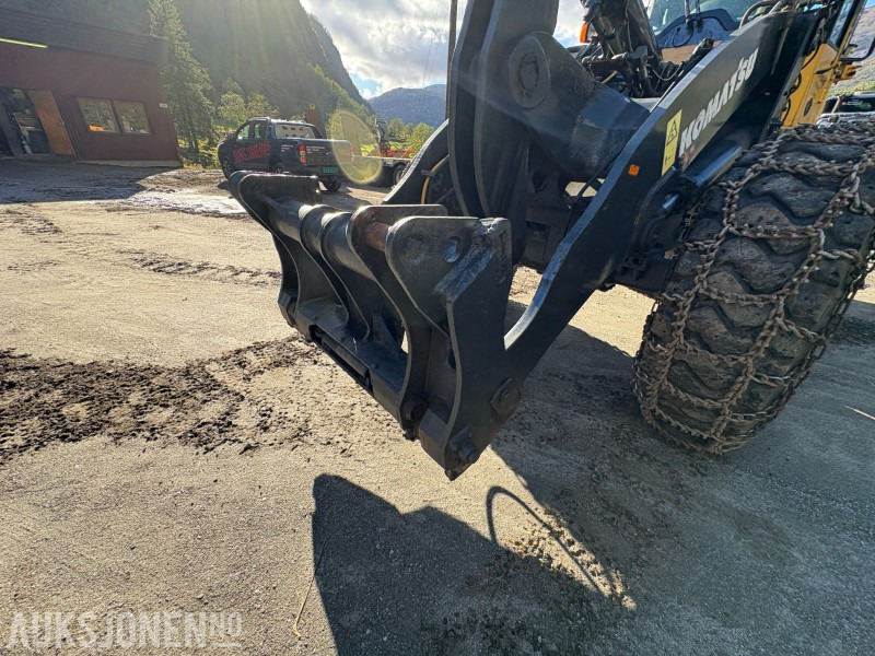 2008 Komatsu WA320-6 hjullaster - KUN 3 754 timer - מעמיס גלגלים: תמונה 5 2008 Komatsu WA320-6 hjullaster - KUN 3 754 timer - מעמיס גלגלים: תמונה 5