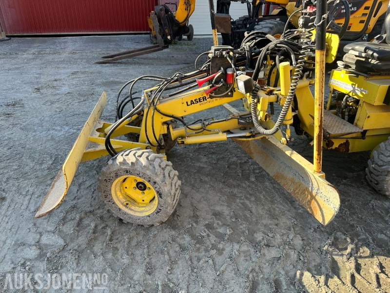 2008 Laser Grader Høvel med maskinstyring og laser - ציוד בנייה: תמונה 5 2008 Laser Grader Høvel med maskinstyring og laser - ציוד בנייה: תמונה 5