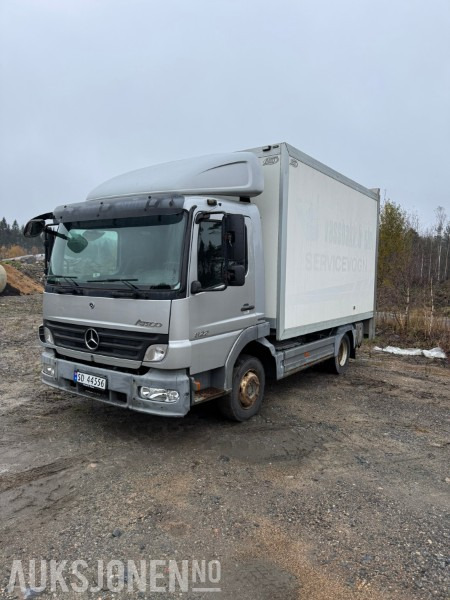 2008 Mercedes-Benz Atego 822 Servicebil / Verkstedvogn m/ Palfinger kran og verkstedinnredning - משאית: תמונה 1 2008 Mercedes-Benz Atego 822 Servicebil / Verkstedvogn m/ Palfinger kran og verkstedinnredning - משאית: תמונה 1