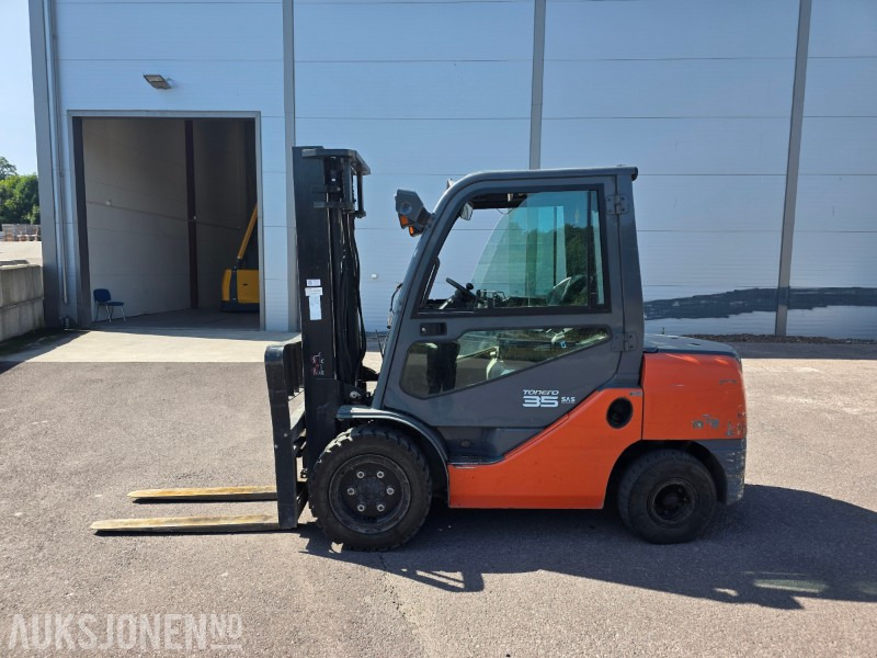 2008 Toyota Tonero 35 Motvektstruck - Diesel - 7972 Arbeidstimer - - ציוד לטיפול בחומרים: תמונה 2 2008 Toyota Tonero 35 Motvektstruck - Diesel - 7972 Arbeidstimer - - ציוד לטיפול בחומרים: תמונה 2