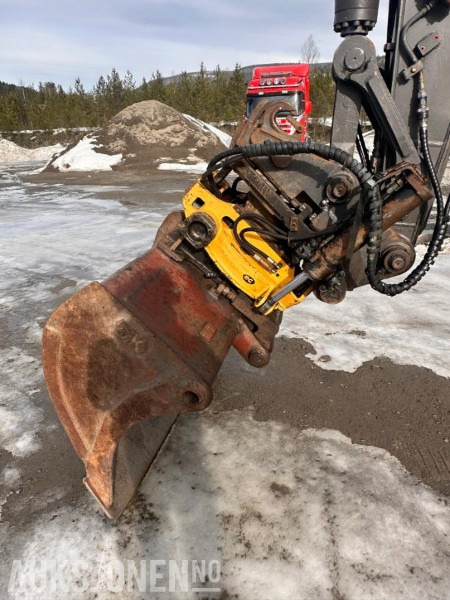 2008 Volvo ECR145C - Engcon tiltrotator - Puss og graveskuff. - מחפר: תמונה 4 2008 Volvo ECR145C - Engcon tiltrotator - Puss og graveskuff. - מחפר: תמונה 4