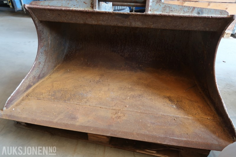2009 BSM Pusseskuffe med S50 feste - 350 liter - Uten minstepris - צרופה עבור מכונת בנייה: תמונה 1 2009 BSM Pusseskuffe med S50 feste - 350 liter - Uten minstepris - צרופה עבור מכונת בנייה: תמונה 1