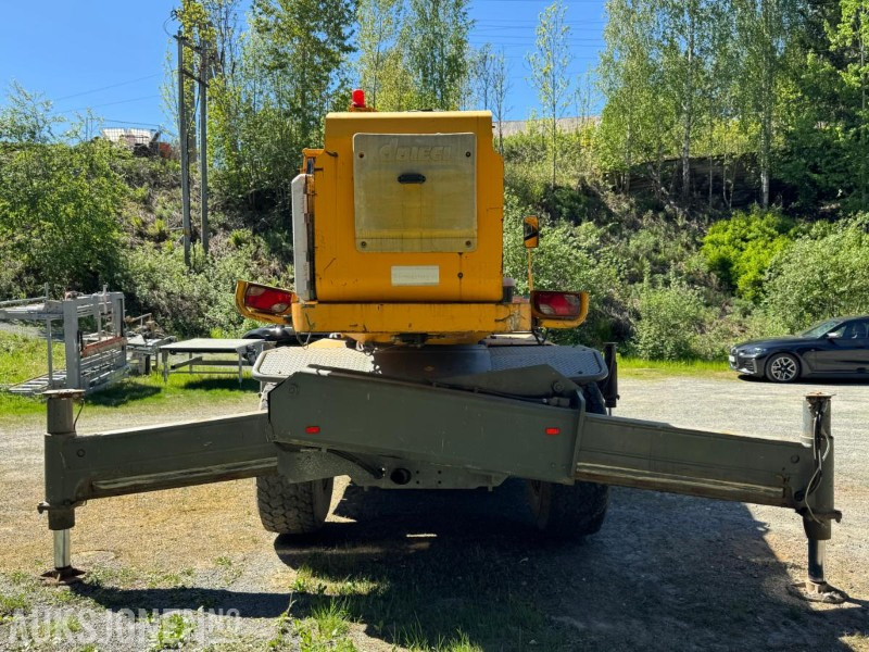 2009 Dieci Pegasus 40.25 rundtomsvingende teleskoptruck med kurv / vinsj / pallegaffler - מפעיל טלסקופי: תמונה 4 2009 Dieci Pegasus 40.25 rundtomsvingende teleskoptruck med kurv / vinsj / pallegaffler - מפעיל טלסקופי: תמונה 4