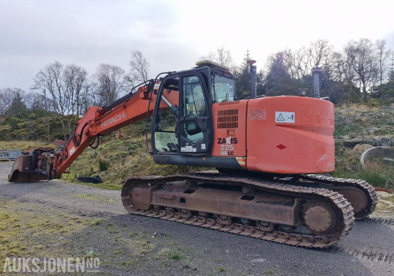 2009 Hitachi ZX225USLC-3 Beltegraver m/GPS/Rototilt med klype/Pusseskuffe, 12800 timer - מחפר: תמונה 4 2009 Hitachi ZX225USLC-3 Beltegraver m/GPS/Rototilt med klype/Pusseskuffe, 12800 timer - מחפר: תמונה 4