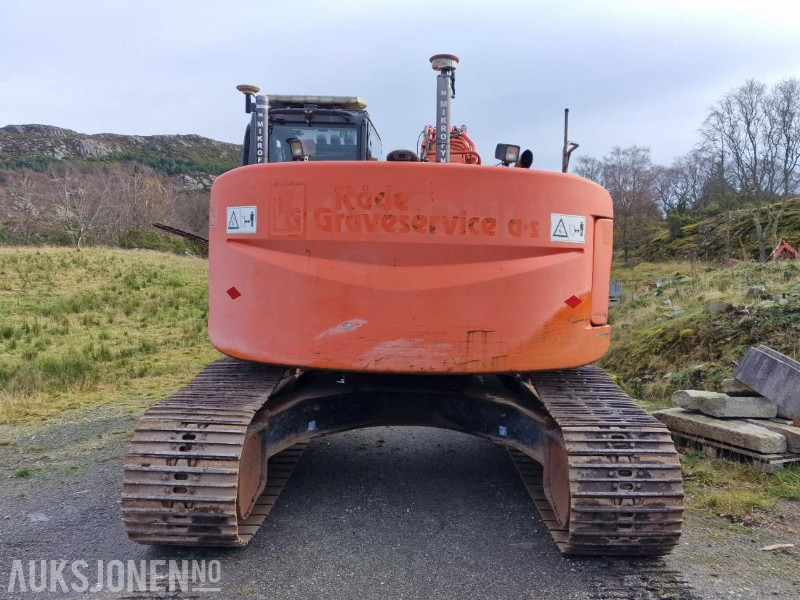 2009 Hitachi ZX225USLC-3 Beltegraver m/GPS/Rototilt med klype/Pusseskuffe, 12800 timer - מחפר: תמונה 5 2009 Hitachi ZX225USLC-3 Beltegraver m/GPS/Rototilt med klype/Pusseskuffe, 12800 timer - מחפר: תמונה 5