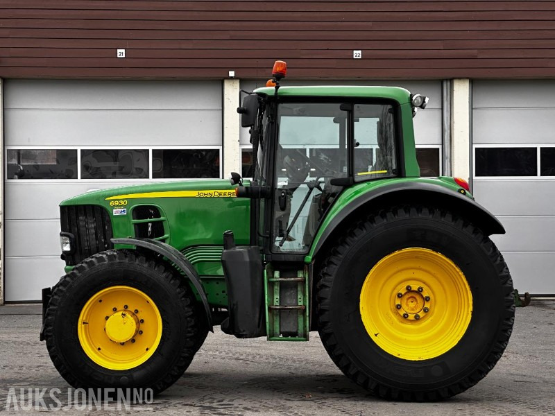 2009 John Deere 6930 Premium traktor - טרקטור חקלאי: תמונה 2 2009 John Deere 6930 Premium traktor - טרקטור חקלאי: תמונה 2