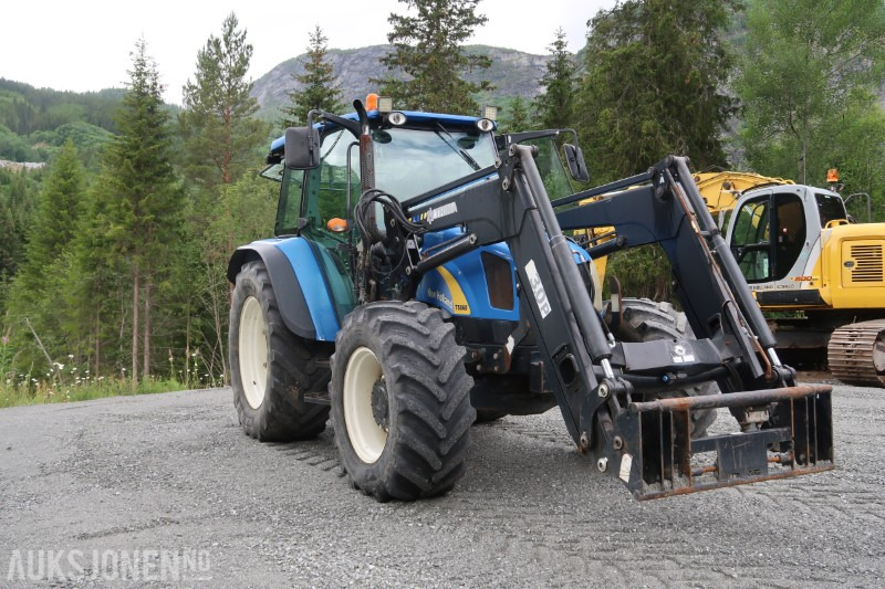 2009 New Holland T5060 Traktor / 8550 timer - טרקטור חקלאי: תמונה 5 2009 New Holland T5060 Traktor / 8550 timer - טרקטור חקלאי: תמונה 5
