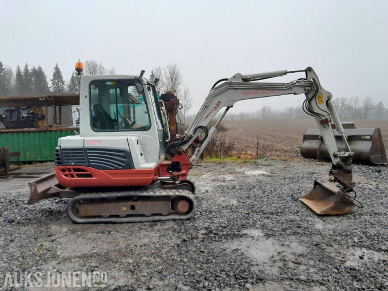 2009 Takeuchi ABS TB235 Gravemaskin / Minigraver - מיני מחפר: תמונה 4 2009 Takeuchi ABS TB235 Gravemaskin / Minigraver - מיני מחפר: תמונה 4