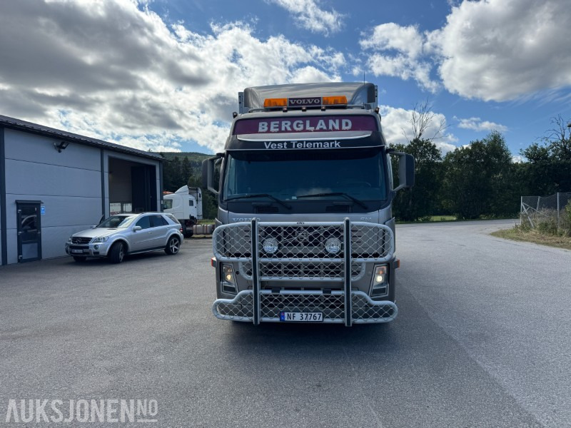 2009 Volvo FM440 - Skapbil - Lastebil med skap, full sideåpning, løftelem m/fjernkontroll - משאית תיבה: תמונה 2 2009 Volvo FM440 - Skapbil - Lastebil med skap, full sideåpning, løftelem m/fjernkontroll - משאית תיבה: תמונה 2