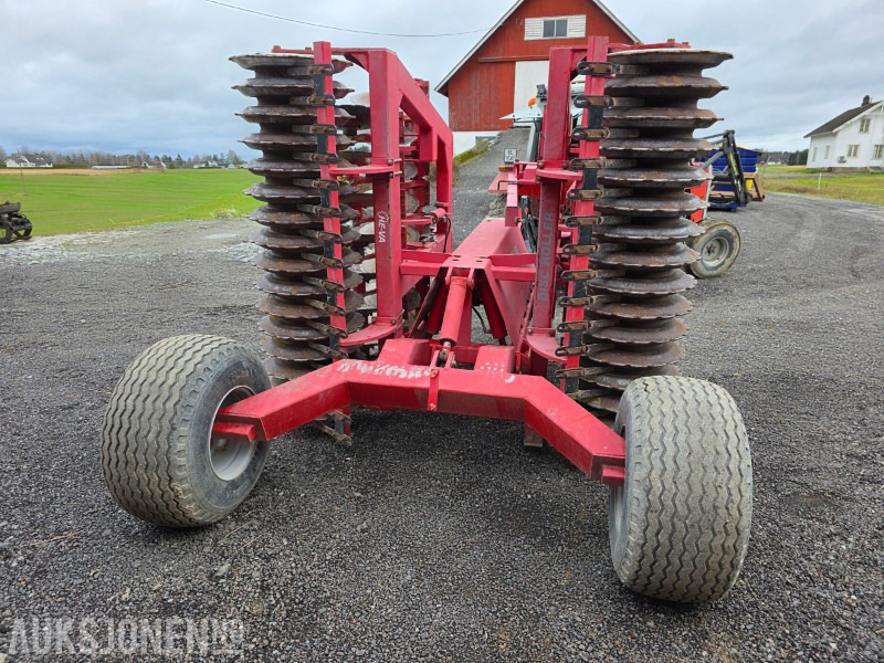 2010 HE-VA skålharv 4 m bredde - מכונה חקלאית: תמונה 5 2010 HE-VA skålharv 4 m bredde - מכונה חקלאית: תמונה 5