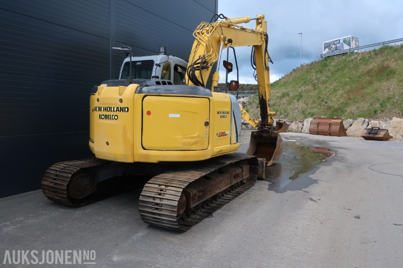 2010 Kobelco E135 BSR-2 gravemaskin med skuffe / 9915 timer - מחפר: תמונה 3 2010 Kobelco E135 BSR-2 gravemaskin med skuffe / 9915 timer - מחפר: תמונה 3