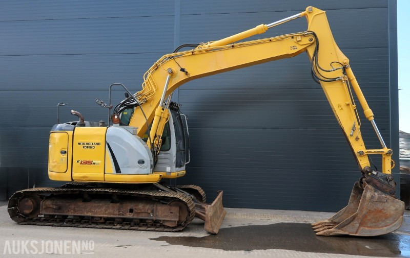2010 Kobelco E135 BSR-2 gravemaskin med skuffe / 9915 timer - מחפר: תמונה 1 2010 Kobelco E135 BSR-2 gravemaskin med skuffe / 9915 timer - מחפר: תמונה 1