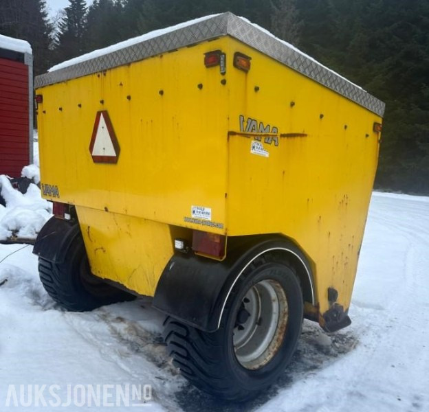 2010 Strøvogn / Sandstrøer - Vama TH 2500 - מכונה חקלאית: תמונה 4 2010 Strøvogn / Sandstrøer - Vama TH 2500 - מכונה חקלאית: תמונה 4