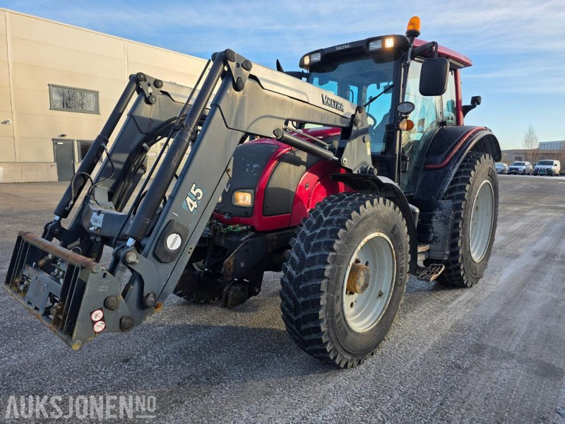 2010 VALTRA N121 HITECH MED FRONTLASTER 50KMT - טרקטור חקלאי: תמונה 1 2010 VALTRA N121 HITECH MED FRONTLASTER 50KMT - טרקטור חקלאי: תמונה 1