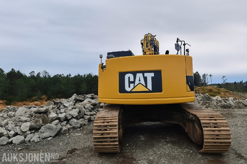 2011 Cat 328D - Sentralsmøring-Nylig sertifisert- gravemaskin - מחפר: תמונה 2 2011 Cat 328D - Sentralsmøring-Nylig sertifisert- gravemaskin - מחפר: תמונה 2