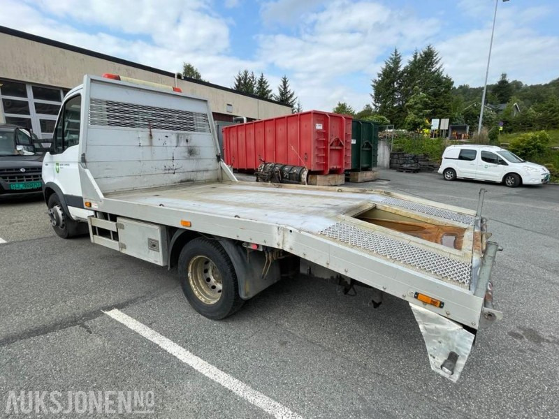 2011 Iveco Daily 70C17 maskinfrakter - En eier - Ny EU - Krok - 3 seter - Arbeidslys - Tillatt totalvekt 7000 kg. - 130392 km. - משאית: תמונה 4 2011 Iveco Daily 70C17 maskinfrakter - En eier - Ny EU - Krok - 3 seter - Arbeidslys - Tillatt totalvekt 7000 kg. - 130392 km. - משאית: תמונה 4