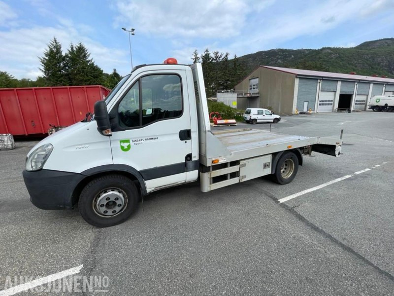 2011 Iveco Daily 70C17 maskinfrakter - En eier - Ny EU - Krok - 3 seter - Arbeidslys - Tillatt totalvekt 7000 kg. - 130392 km. - משאית: תמונה 3 2011 Iveco Daily 70C17 maskinfrakter - En eier - Ny EU - Krok - 3 seter - Arbeidslys - Tillatt totalvekt 7000 kg. - 130392 km. - משאית: תמונה 3