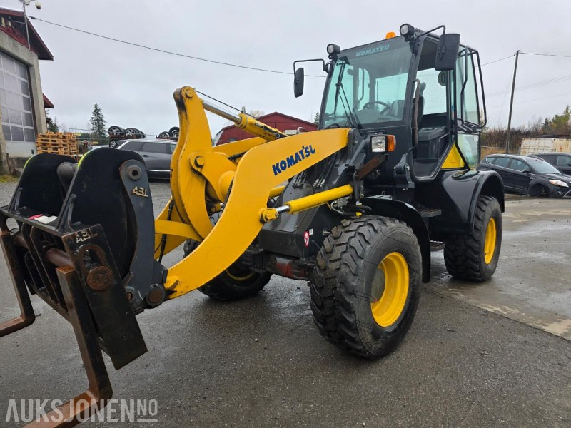 2011 Komatsu WA100M-6 HJULLASTER MED PALLEGAFFEL GODKJENT i 2025 - מעמיס גלגלים: תמונה 3 2011 Komatsu WA100M-6 HJULLASTER MED PALLEGAFFEL GODKJENT i 2025 - מעמיס גלגלים: תמונה 3