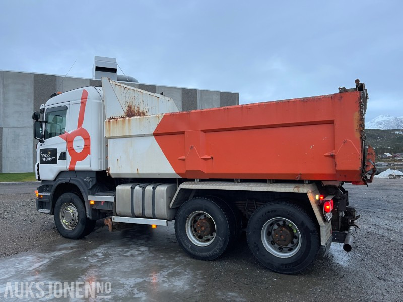 2011 Scania R560 6X4 Brøyterigget Tippbil, Eu godkjent til 28.05.2026 - מזהיר: תמונה 4 2011 Scania R560 6X4 Brøyterigget Tippbil, Eu godkjent til 28.05.2026 - מזהיר: תמונה 4