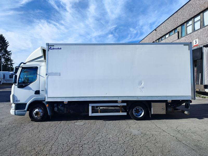 2012 DAF LF 45.180 / Zepro 1500 løftelem / Sidedør på skap - משאית תיבה: תמונה 3 2012 DAF LF 45.180 / Zepro 1500 løftelem / Sidedør på skap - משאית תיבה: תמונה 3